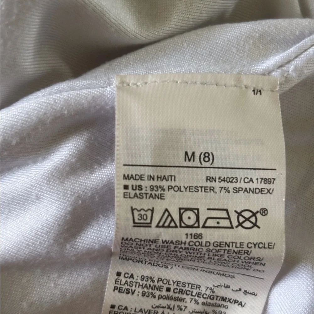 Old Navy Active white cloud 94 Soft short sleeve shirt in size M